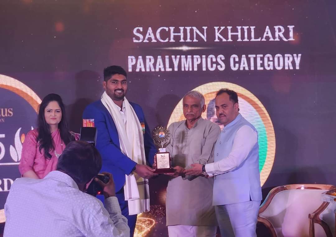 Sachin Khilari (Special Award), were also honored with this year's 'Urja Award'.